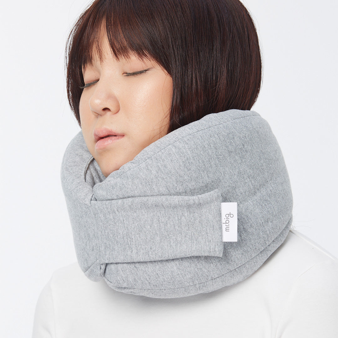 Travel Pillow Ergonomic neck pillow - Main Image